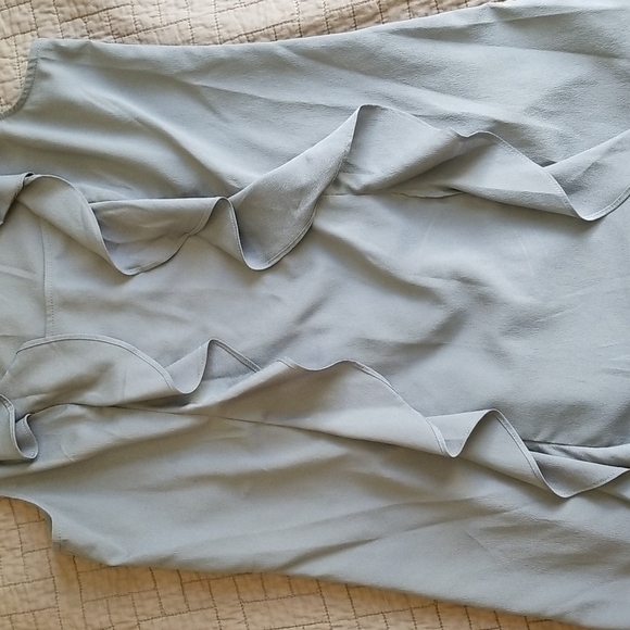 New york & co. women's ruffled sleeveless blouse gray size xsmall EUC 🎯 - Picture 7 of 7